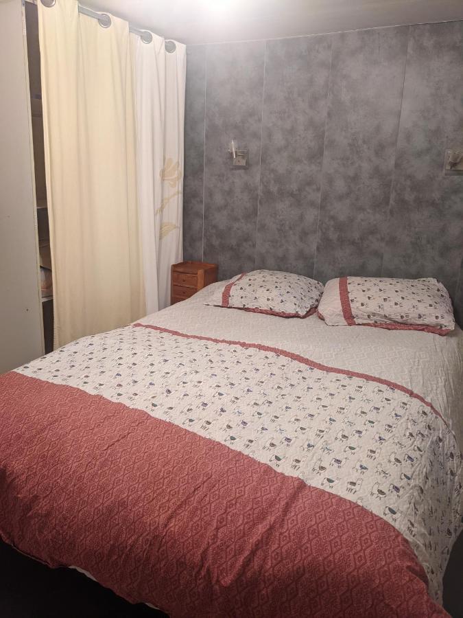 Chamant mobile home situé au coeur du lac Blangy-le-Château Esterno foto